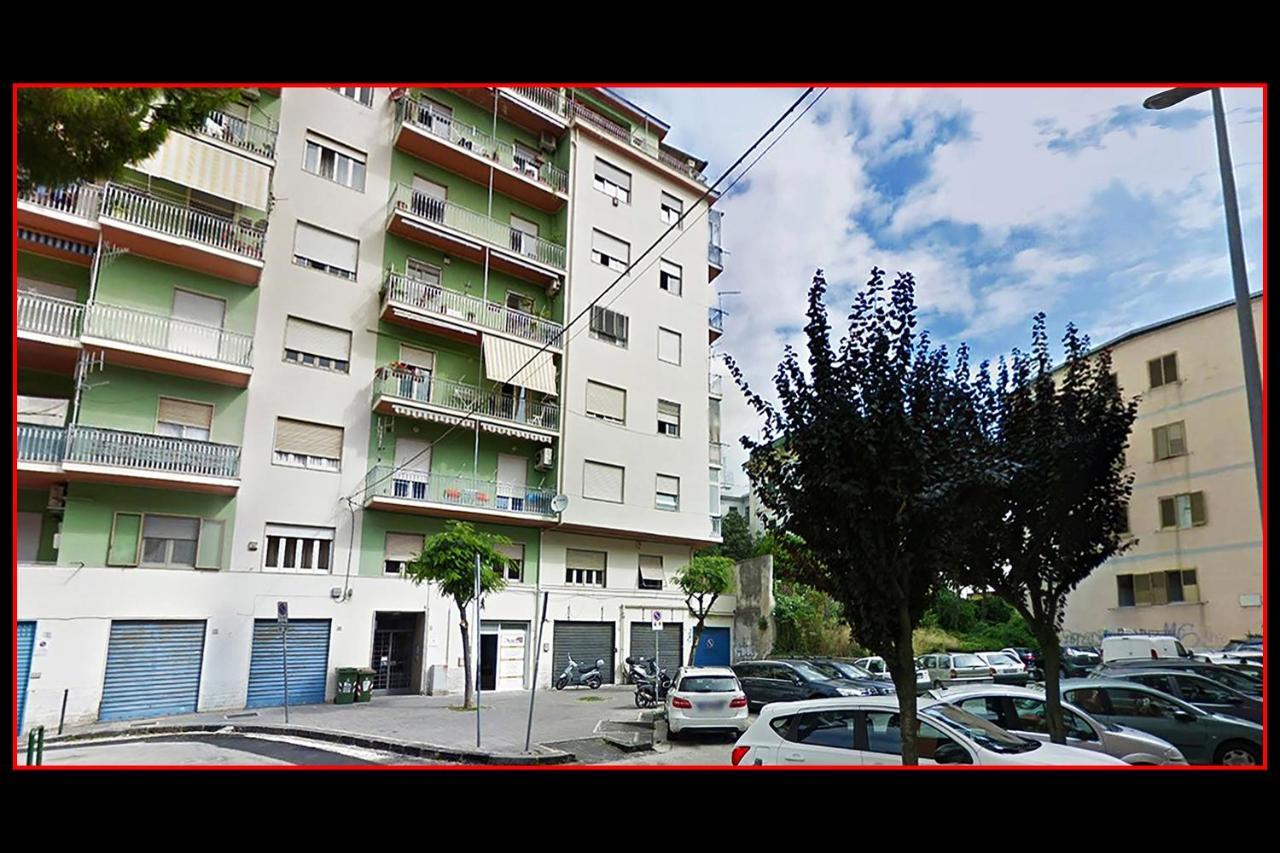 Torre Del Giglio Bed & Breakfast ซาแลร์โน ภายนอก รูปภาพ